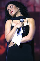 Eva Ayllon