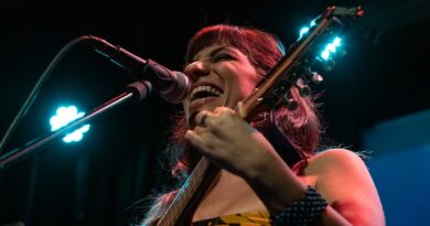 Sofía Rei: Folk y futurismo